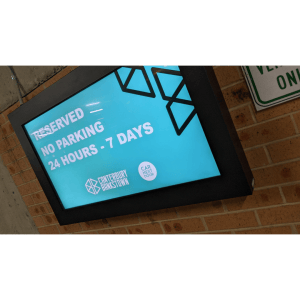 CUSTOM WALL MOUNTED SCREEN ENCLOSURE